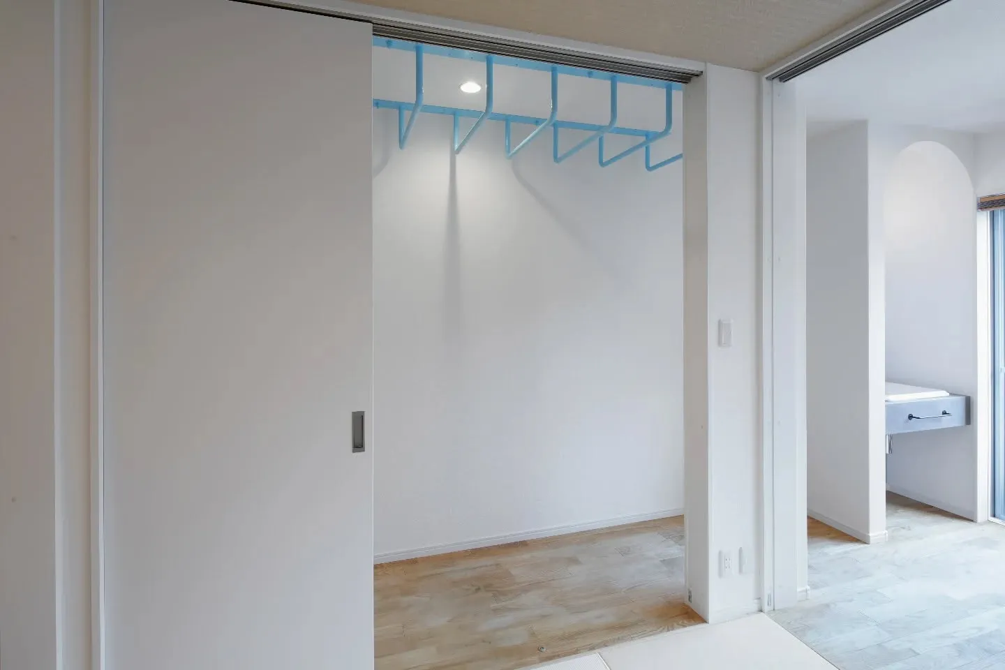 廊下に、小さな遊び心